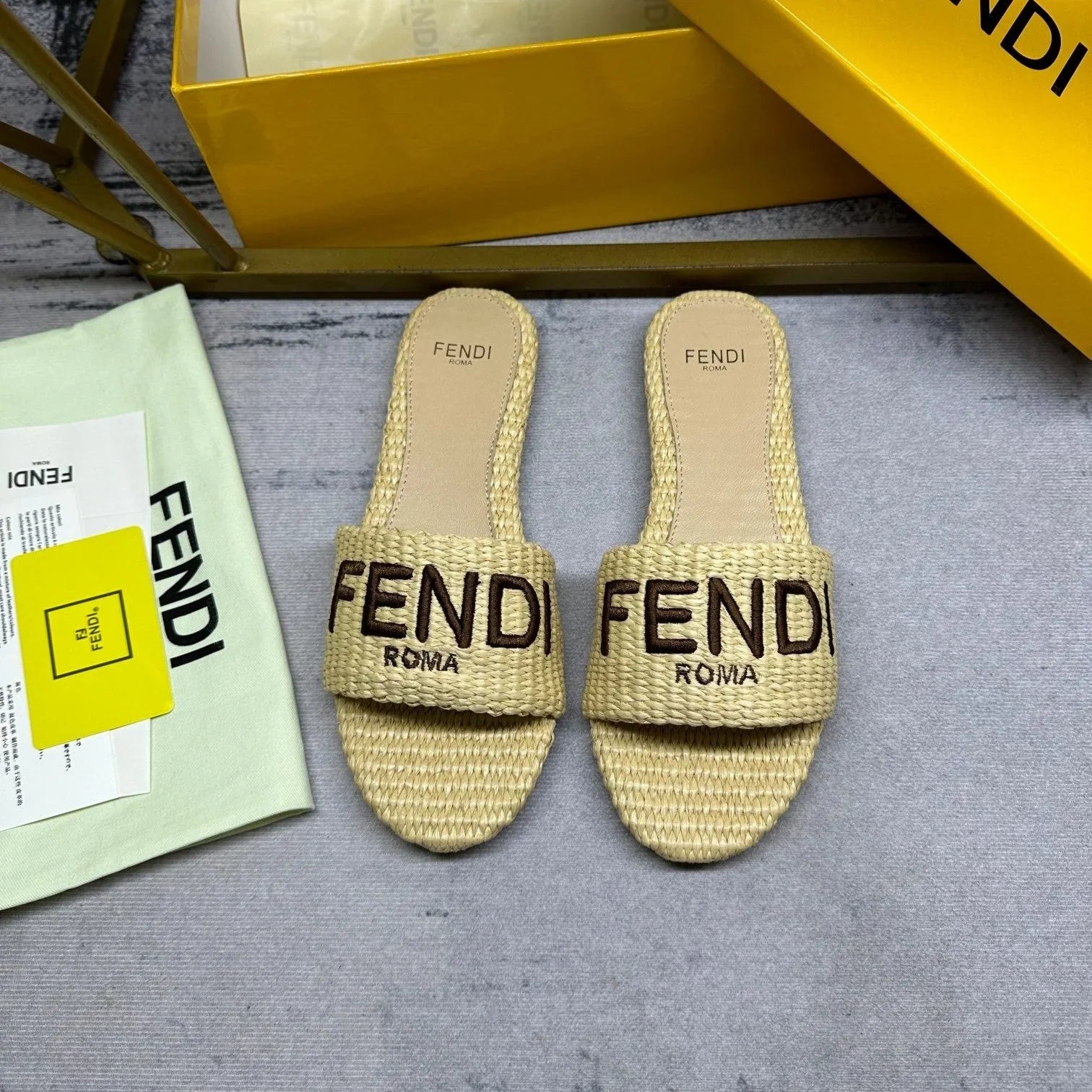 Fend Shoe